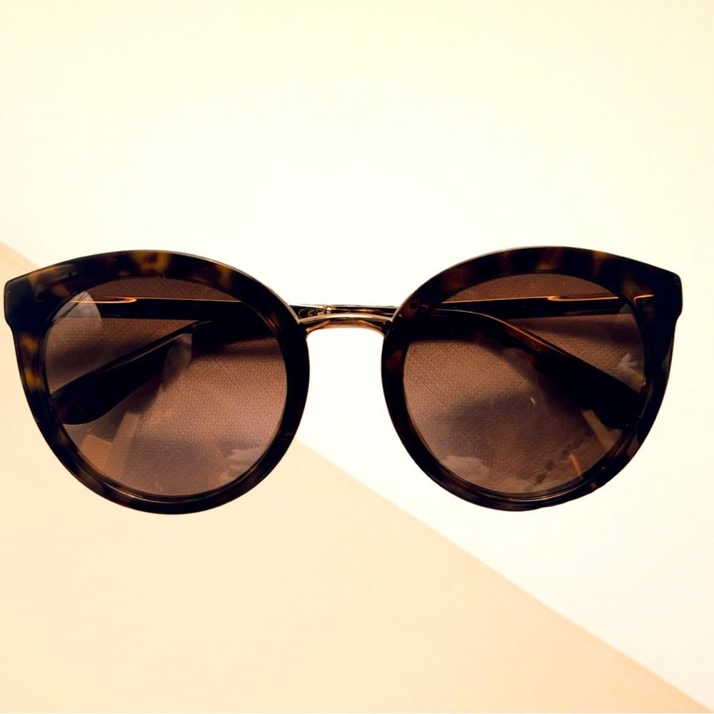 EUC Dolce & Gabbana Havana Oversized Round Tortoise and Gold Sunglasses